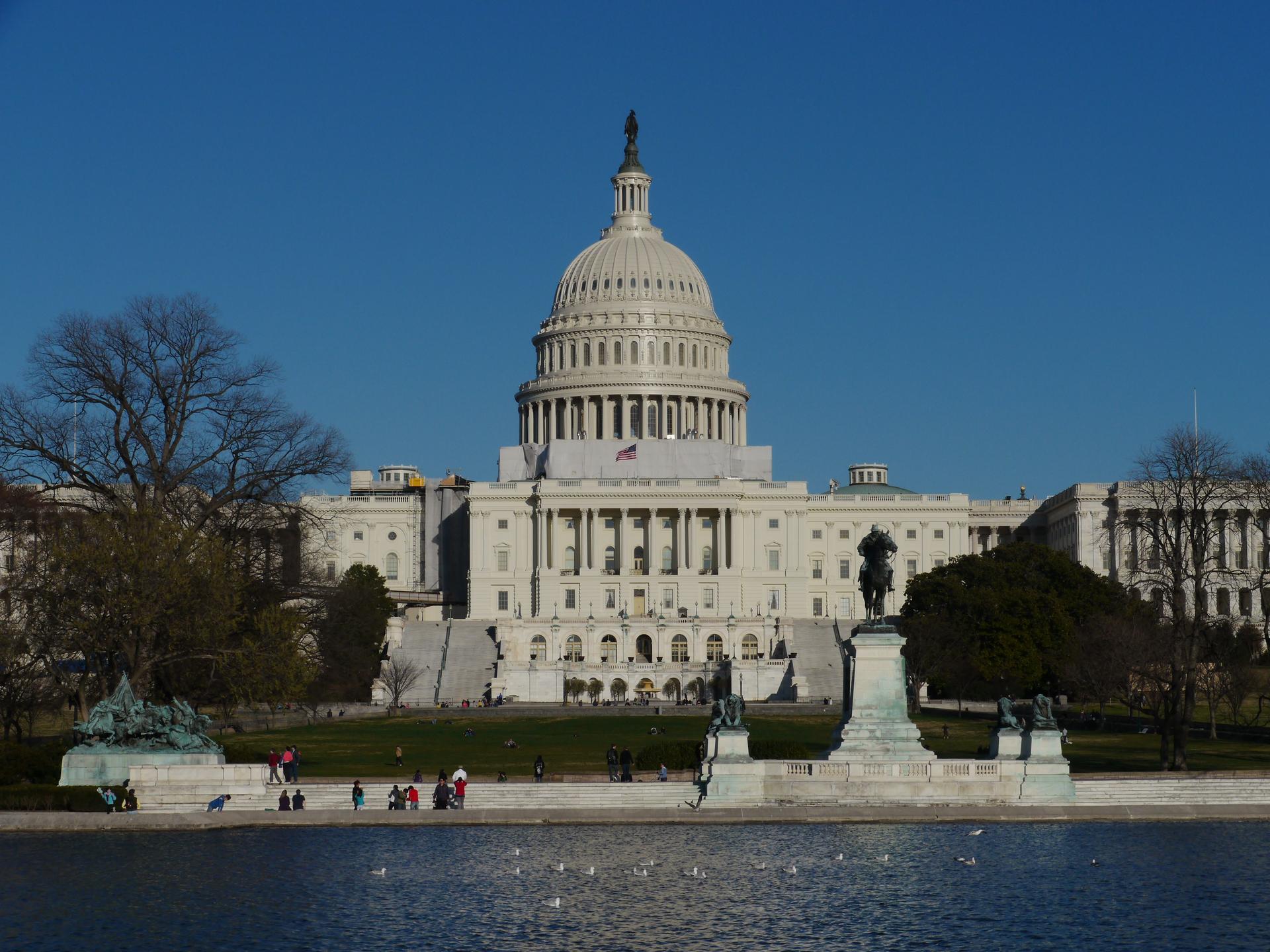 AI Regulation Stalemate Highlights America’s Political Polarization and Economic Fears