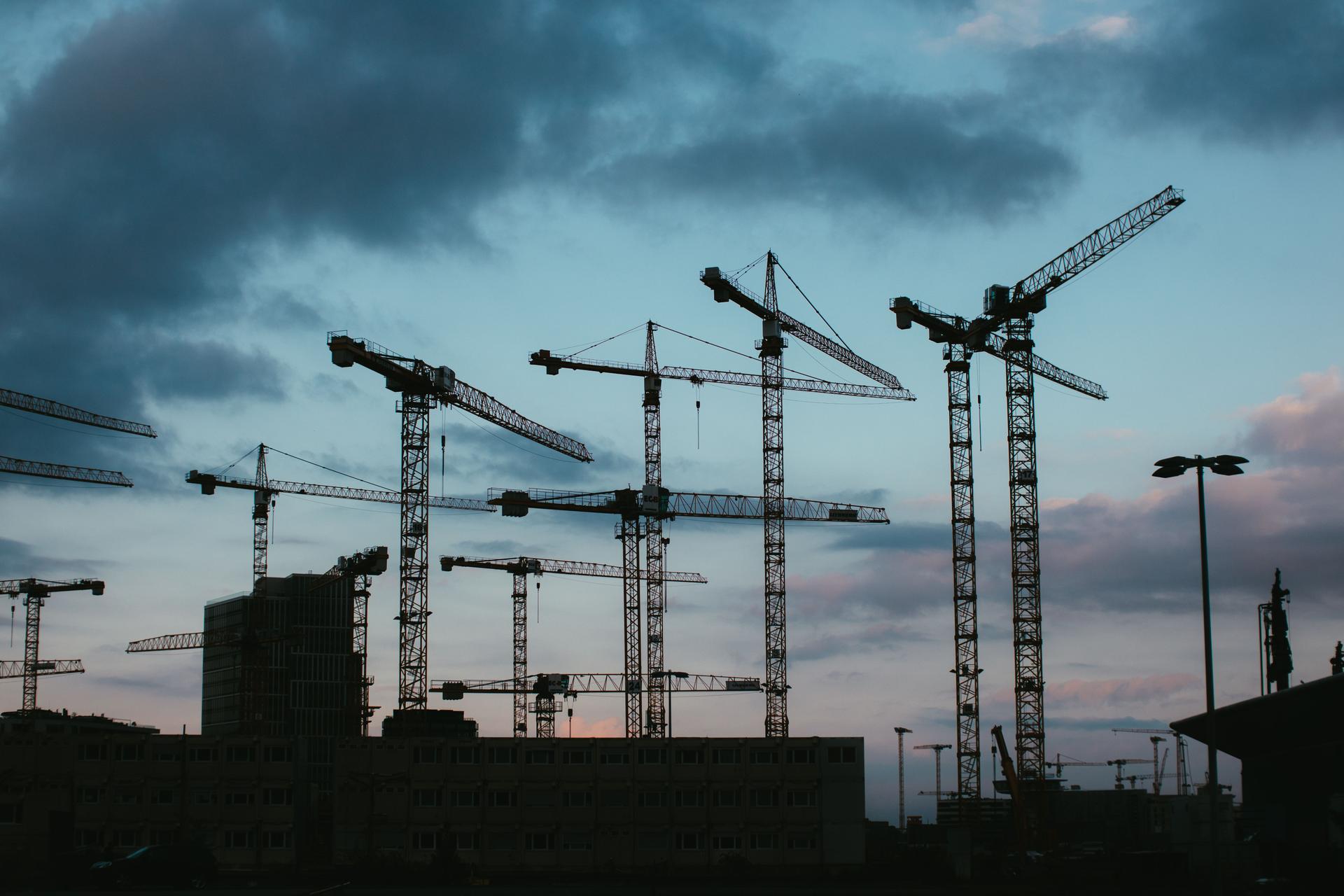 Delays in AI Datacenter Projects Reflect Complex Innovation Challenges