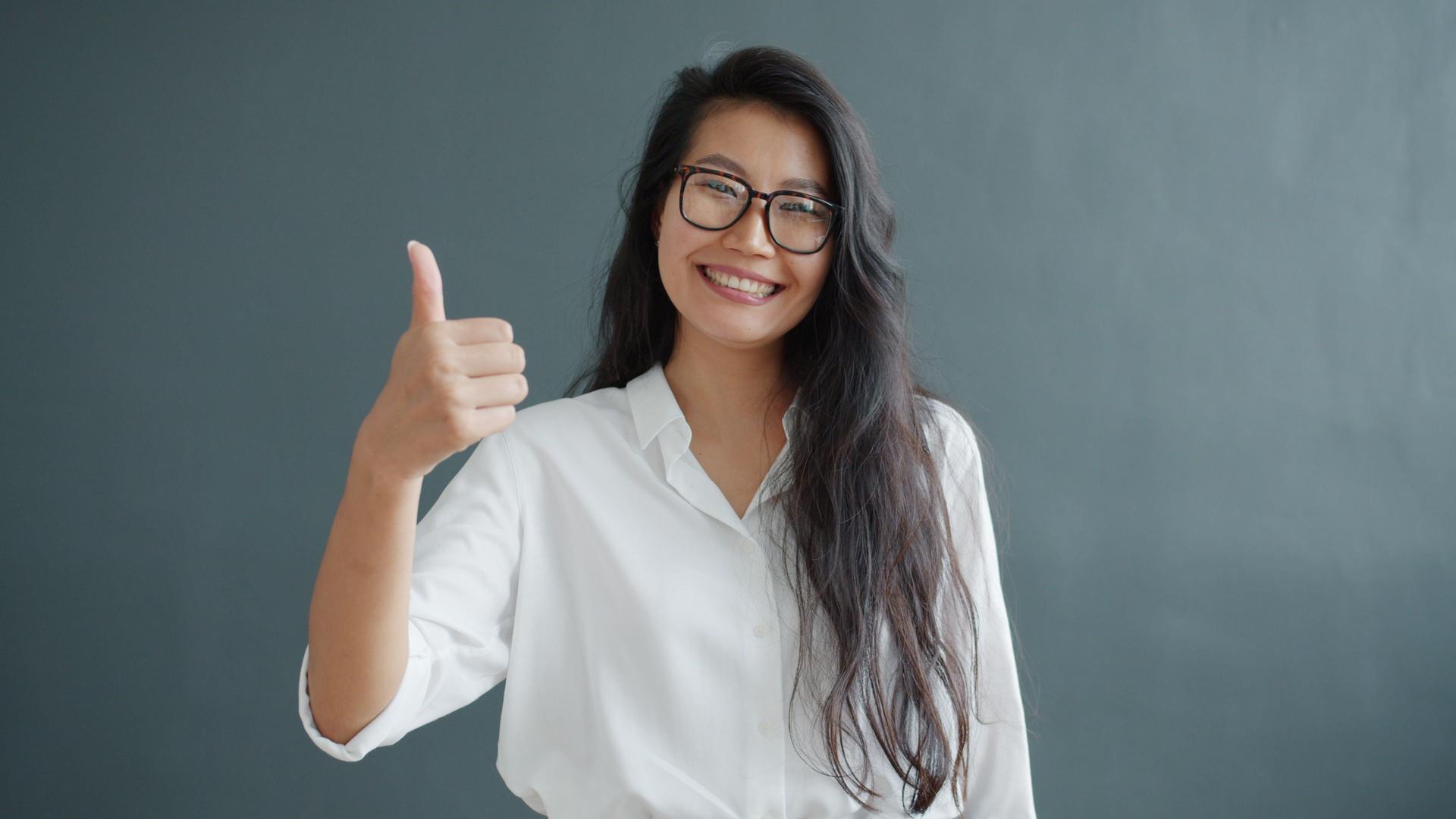 Consumer Survey Tests Whether People Would Recommend an AI Advertiser